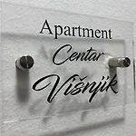 アパート Centar Visnjik, *