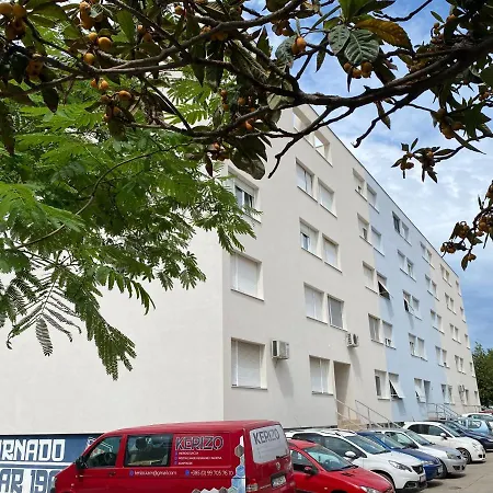 Apartman Centar Visnjik, *