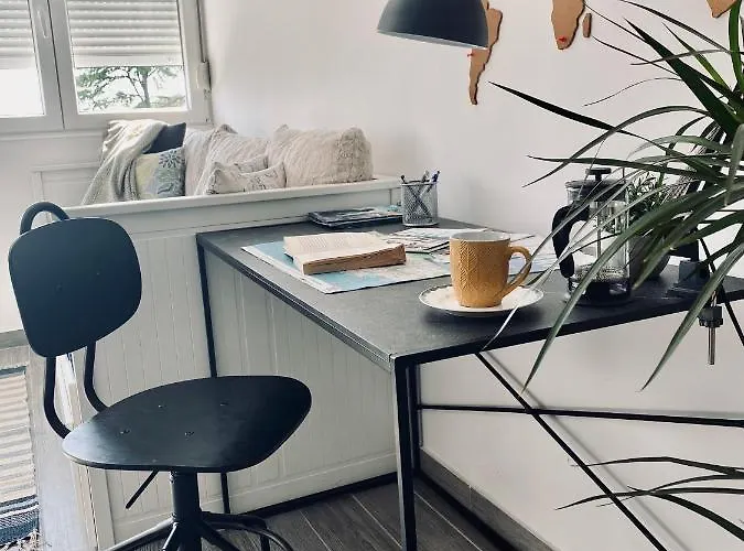 Centar Visnjik, * Zara