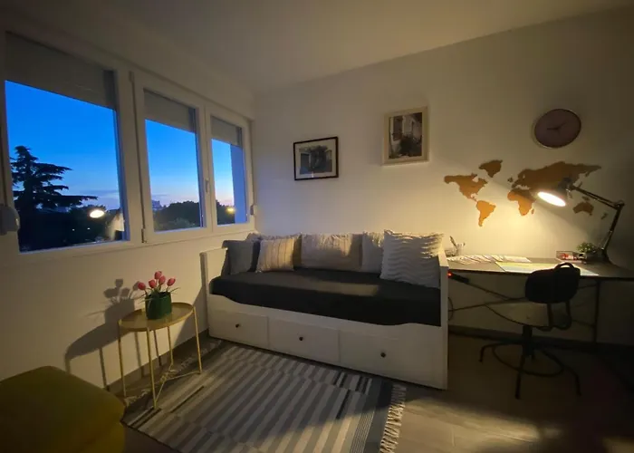 Centar Visnjik, * Zadar